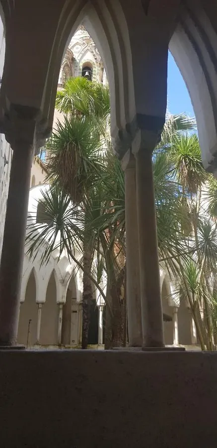 アマルフィ La Casa Nella Rocciaヴィラ イタリア